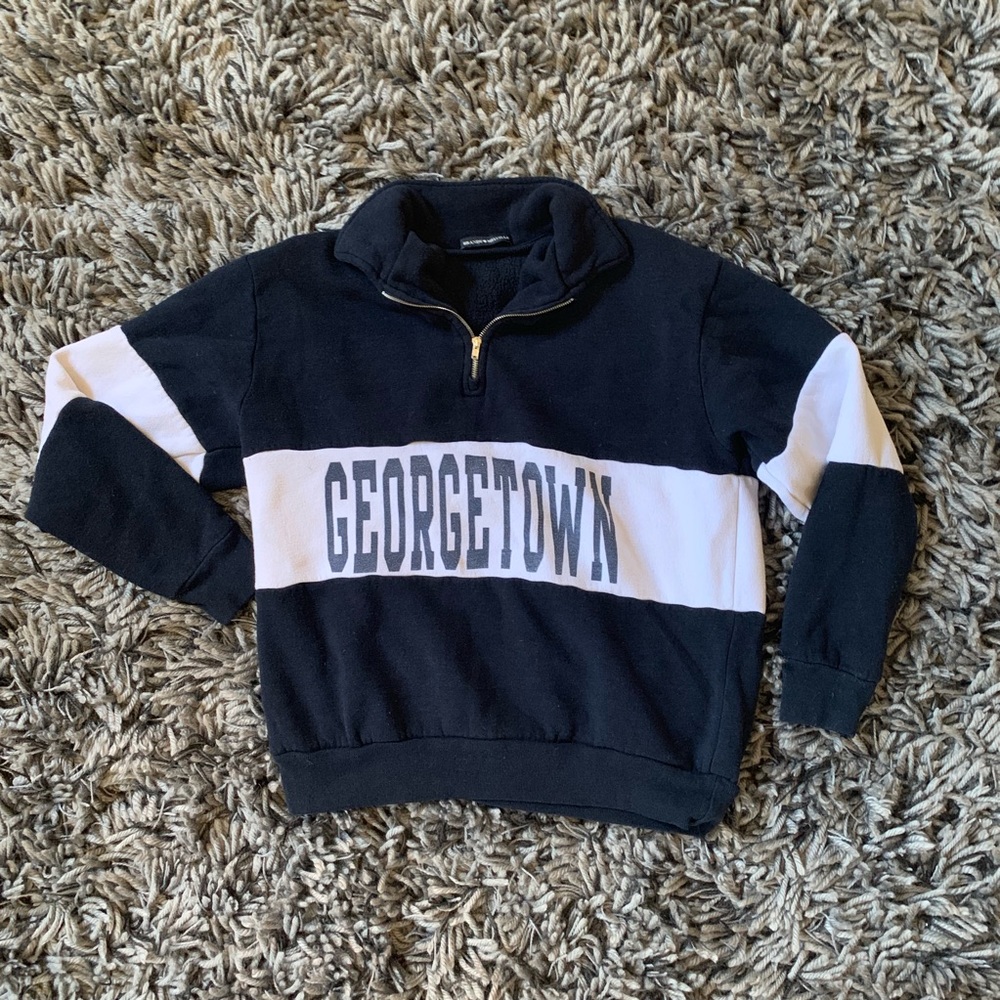 Brandy Melville Georgetown Quarter zip